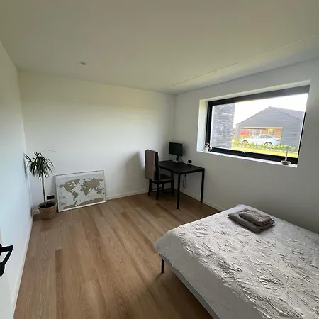 Bright, Quiet, Comfortable In A Luxury Pansiyon