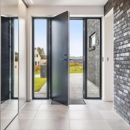 Rum i privatbostad Bright, Quiet, Comfortable In A Luxury Horsens